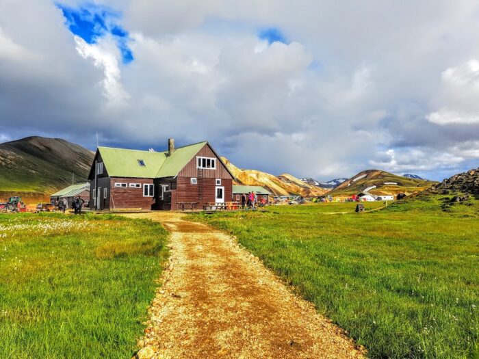Island - trek Laugavegur nalehko
