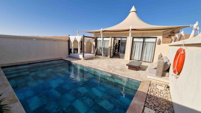 Omán - komfortní ubytování uprostřed pouště